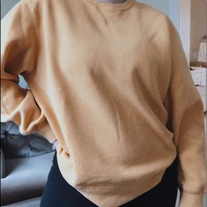 IZOD vintage yellow sweatshirt medium